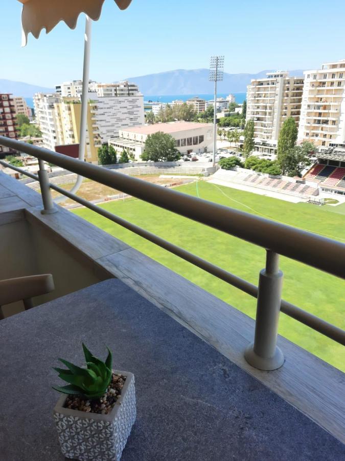 Disy Apartments Vlorë Buitenkant foto