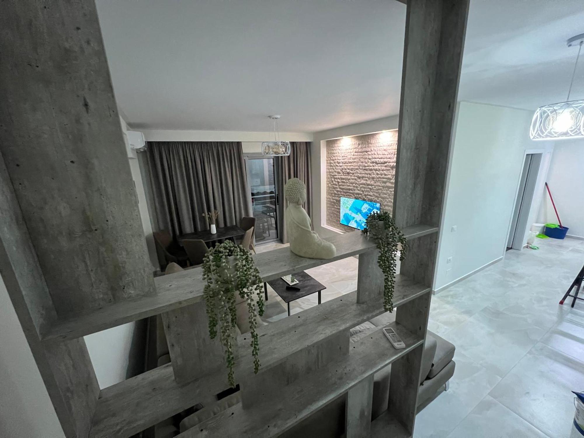 Disy Apartments Vlorë Buitenkant foto